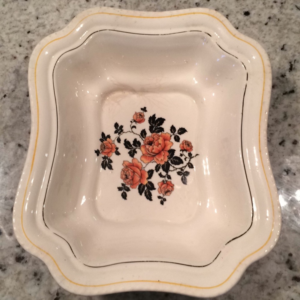 Vintage ceramic casserole dish